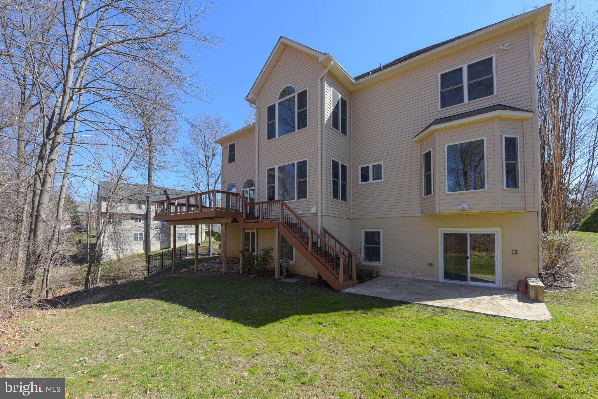 BELL MANOR ESTATES - Residential