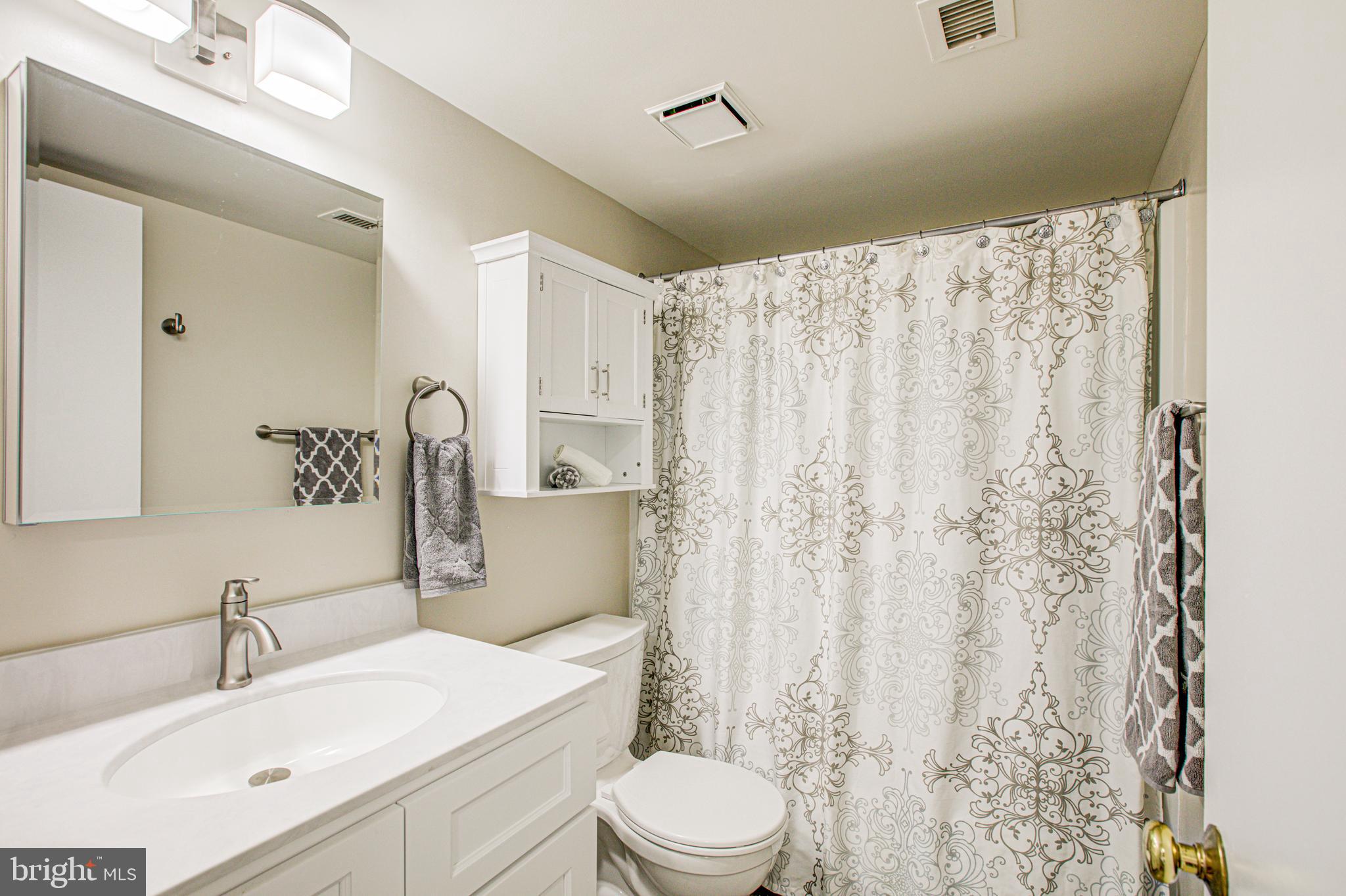 5924 COVE LANDING ROAD 301