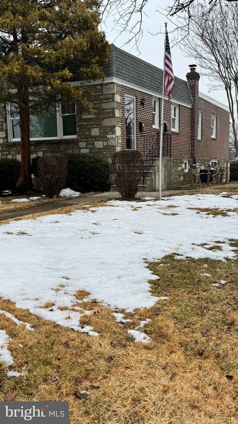 Photo of 3001 Welsh Road, PHILADELPHIA, PA 19136 (MLS # PAPH2583772)