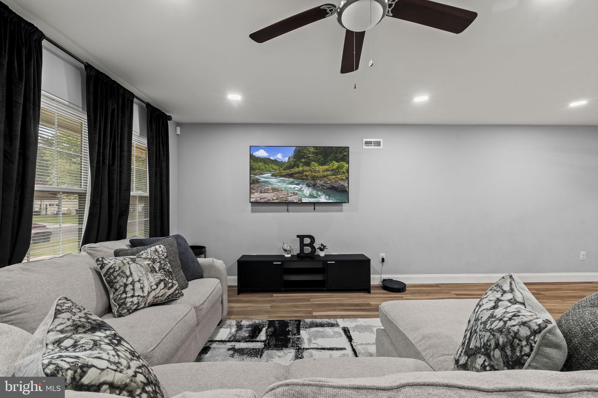 KENWOOD - Residential