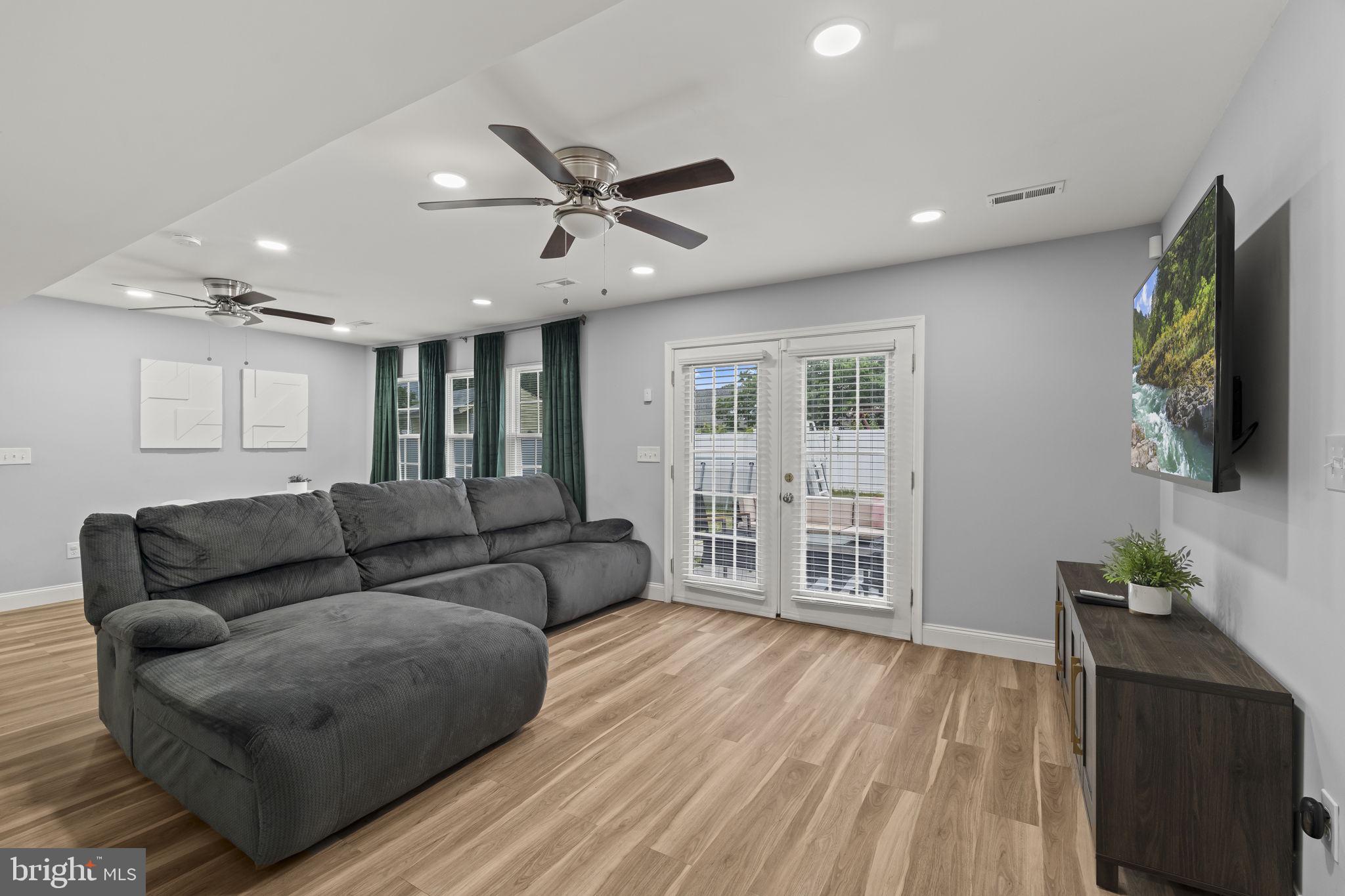 KENWOOD - Residential