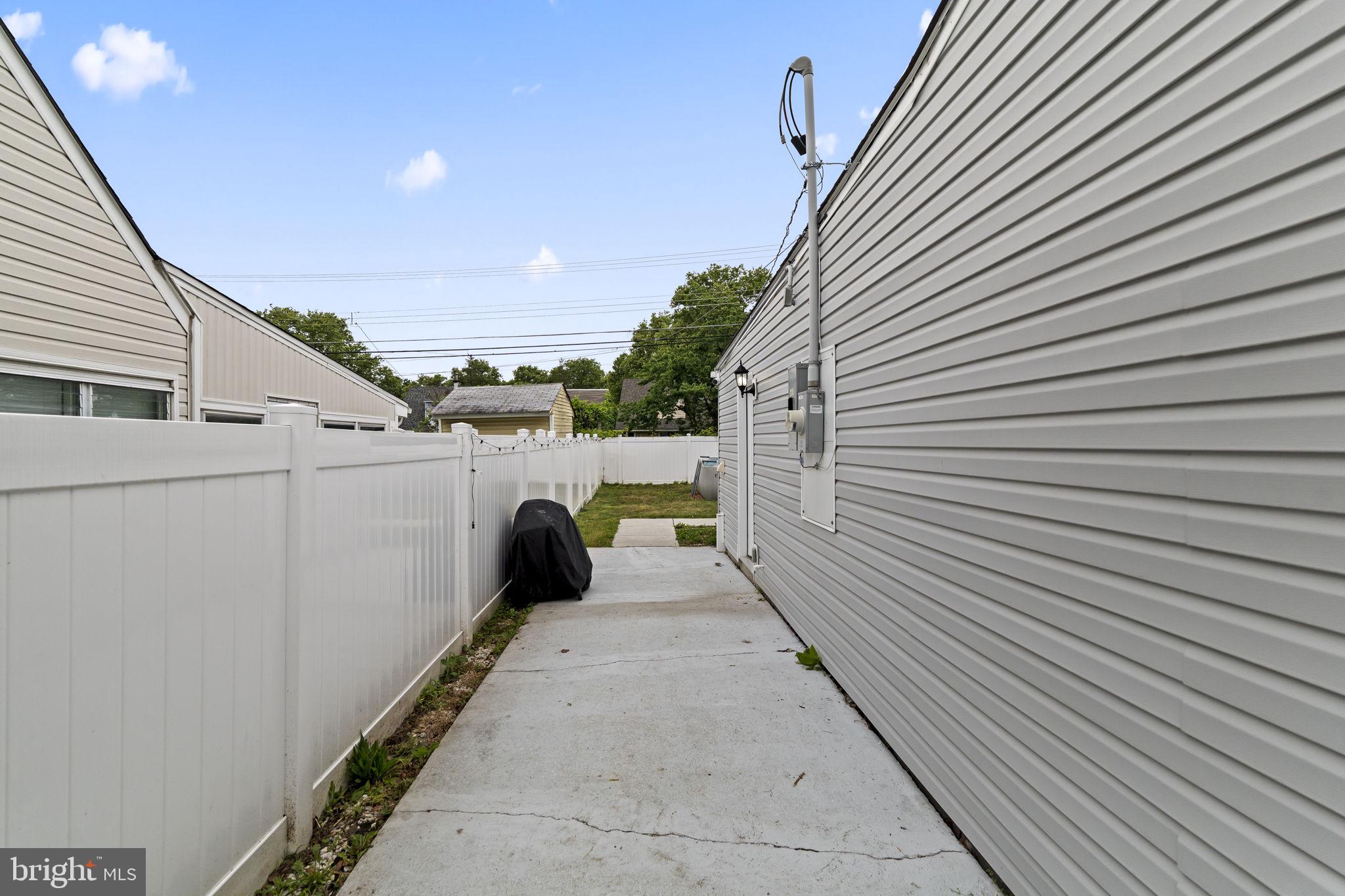 KENWOOD - Residential