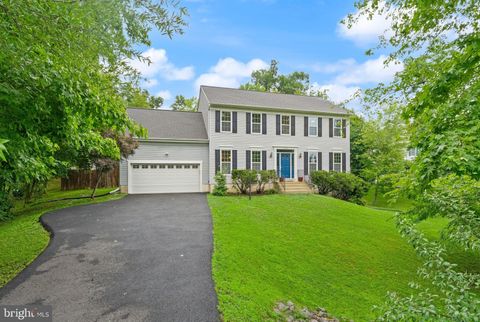 Photo of 8930 Jameson Street, LORTON, VA 22079 (MLS # VAFX2323180)