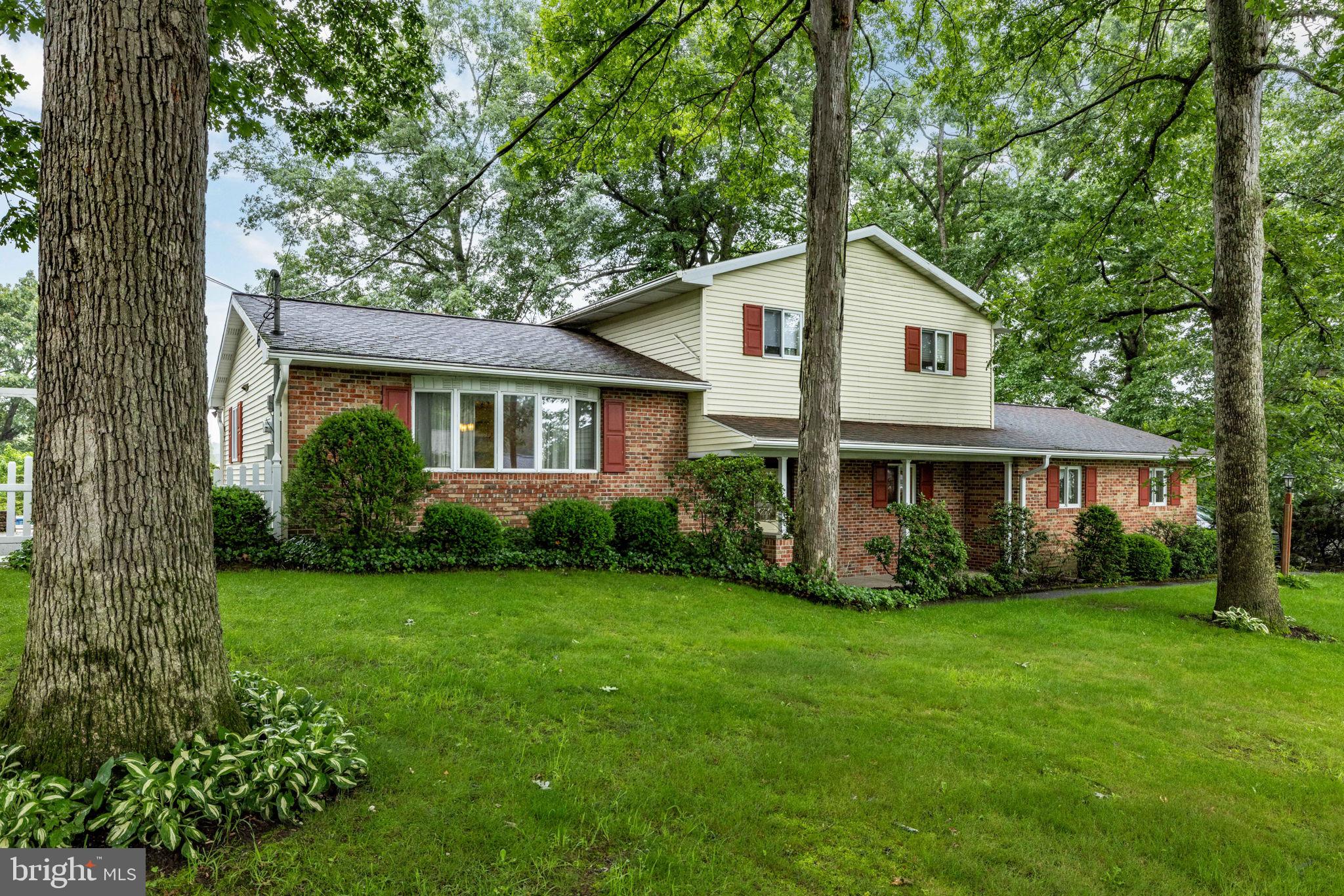1056 WOODLAND DRIVE
