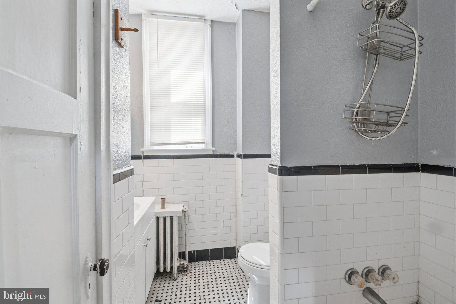 BIDDLE STREET - Residential