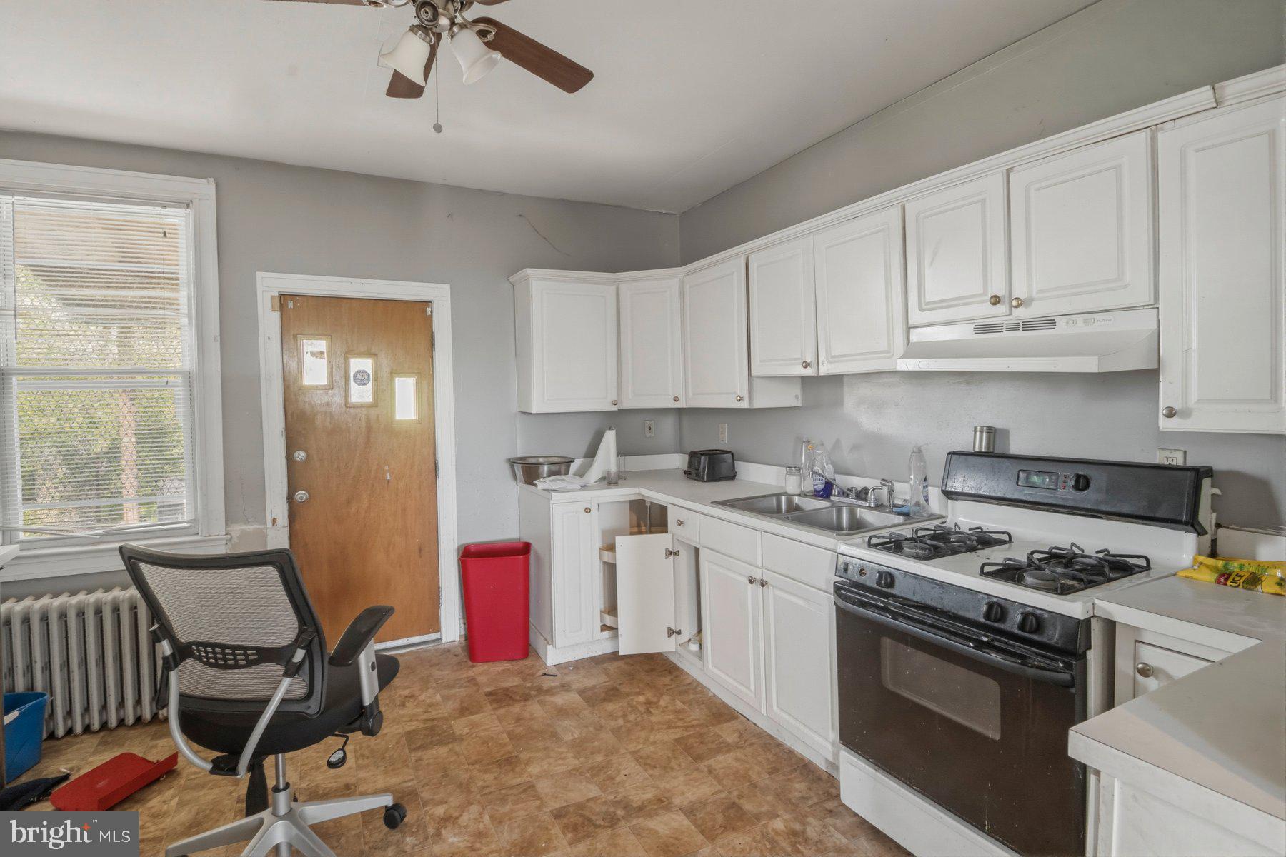 BIDDLE STREET - Residential