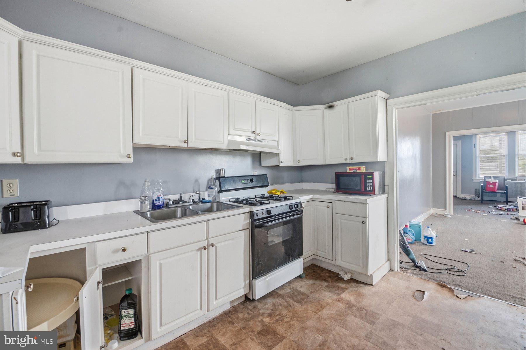 BIDDLE STREET - Residential