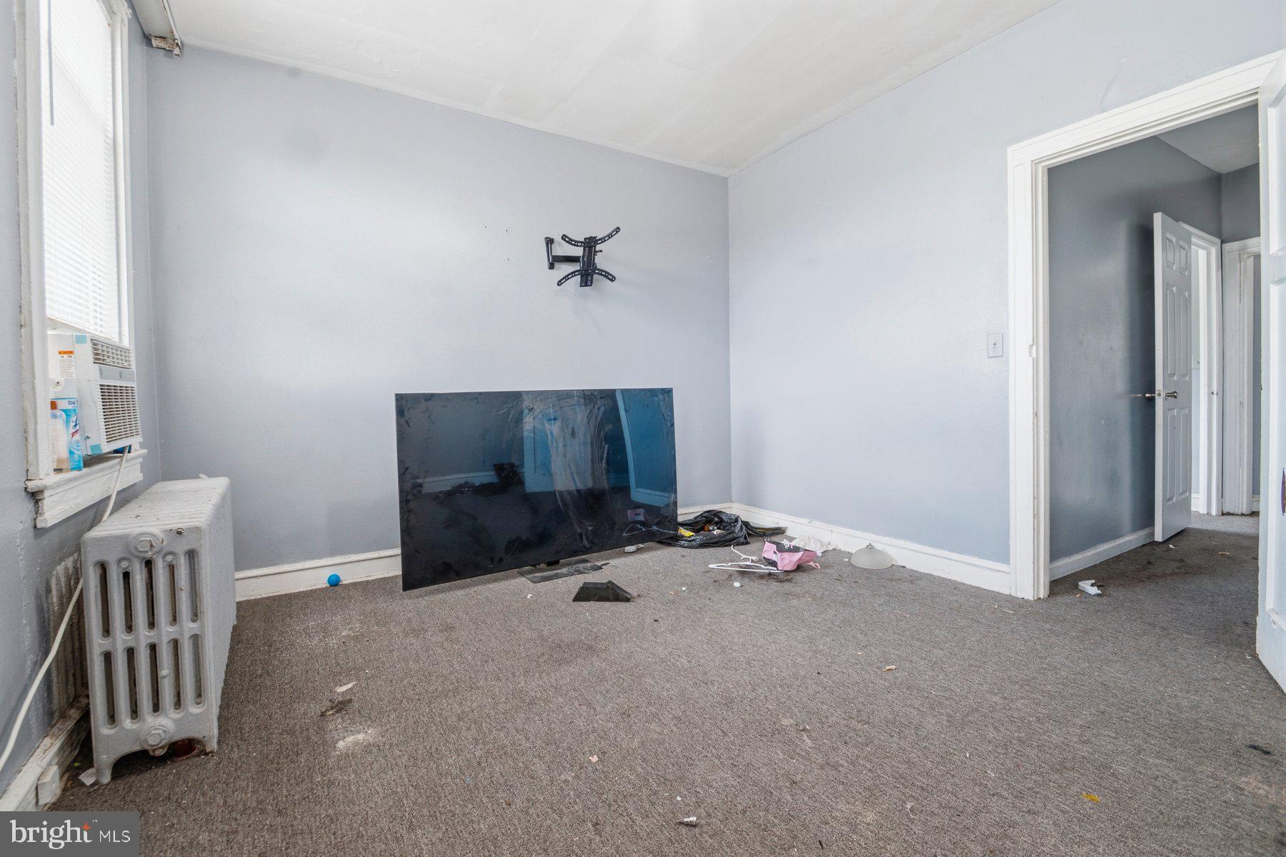 BIDDLE STREET - Residential