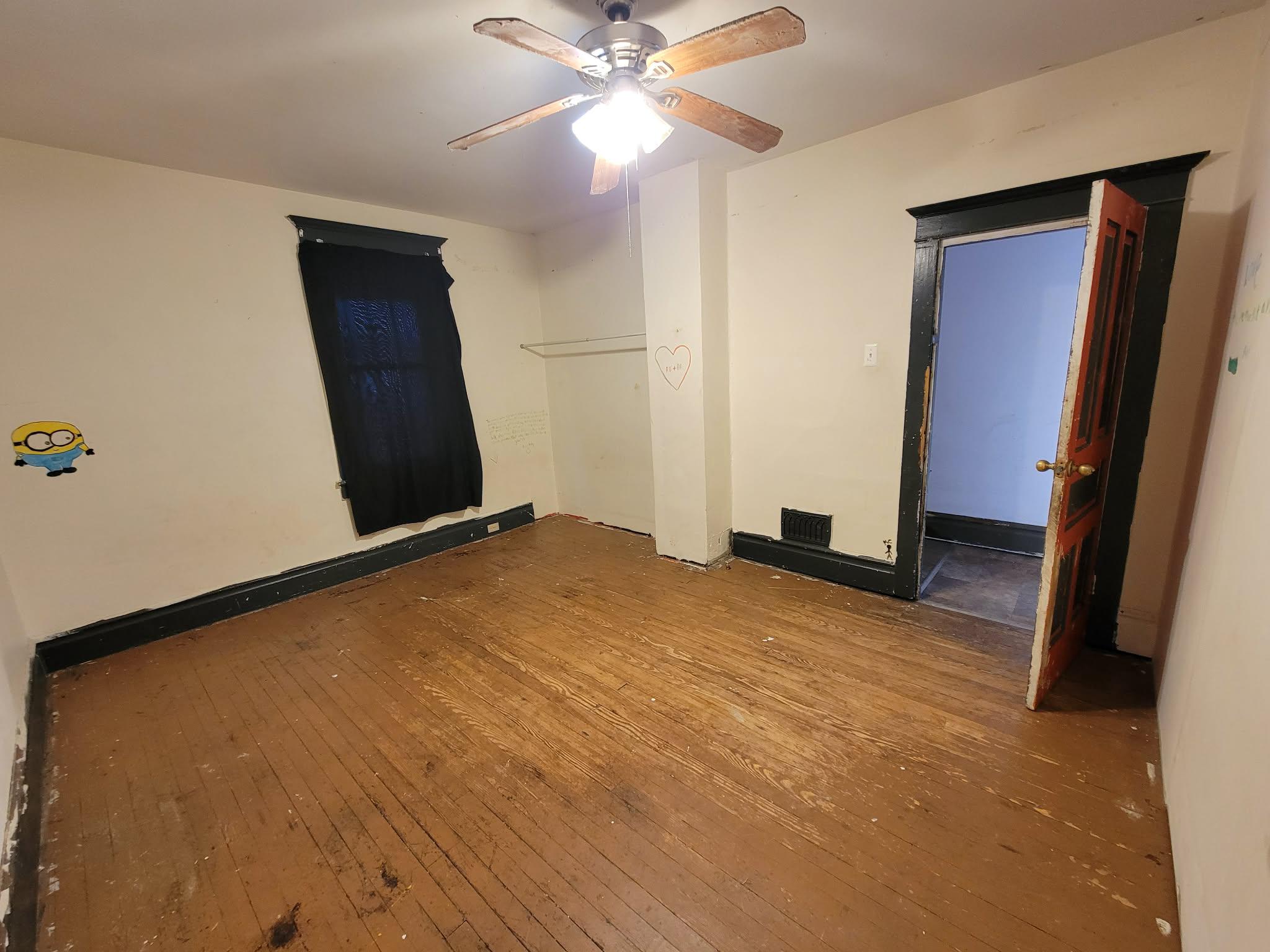 14 RACE STREET