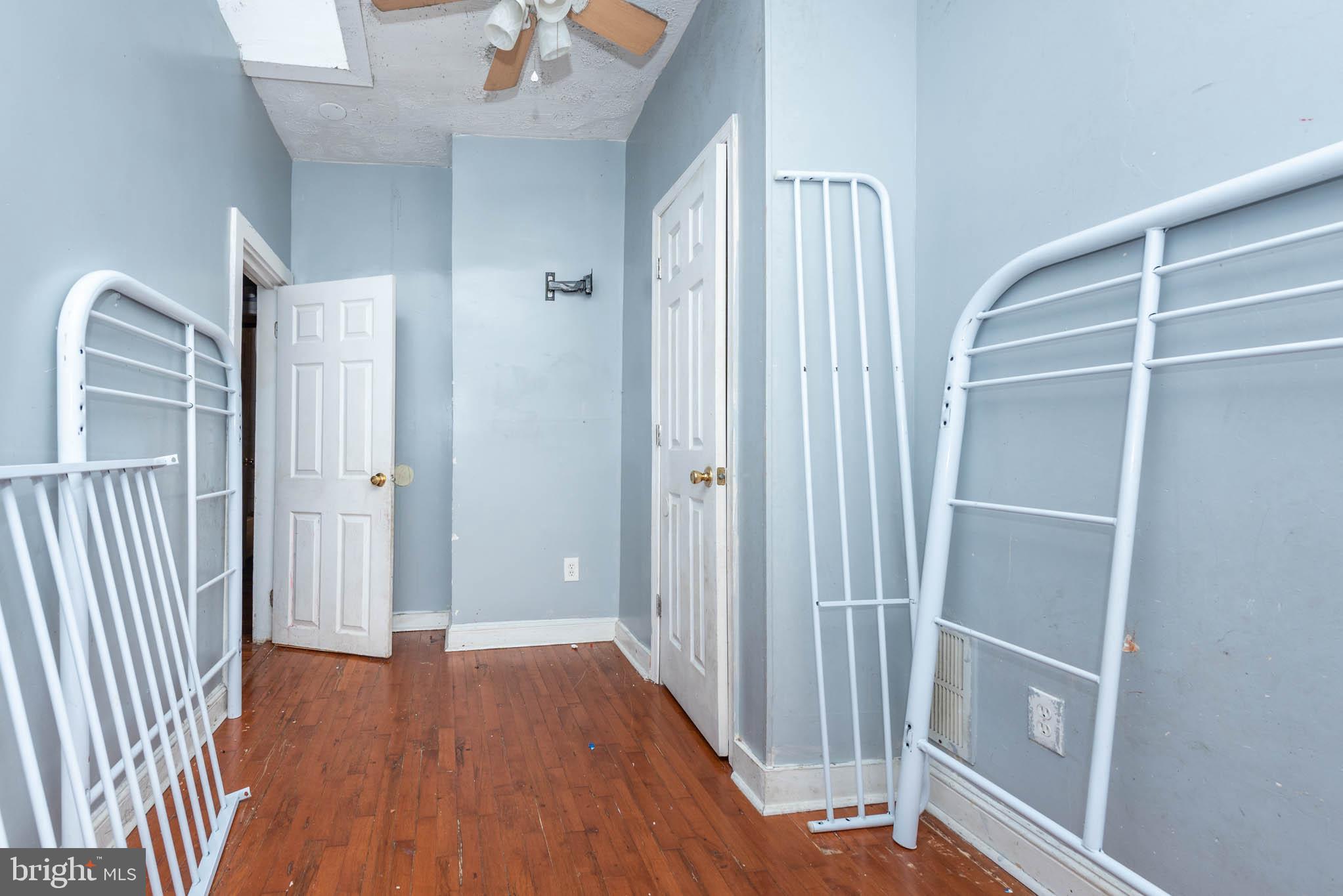 ARLINGTON - Residential