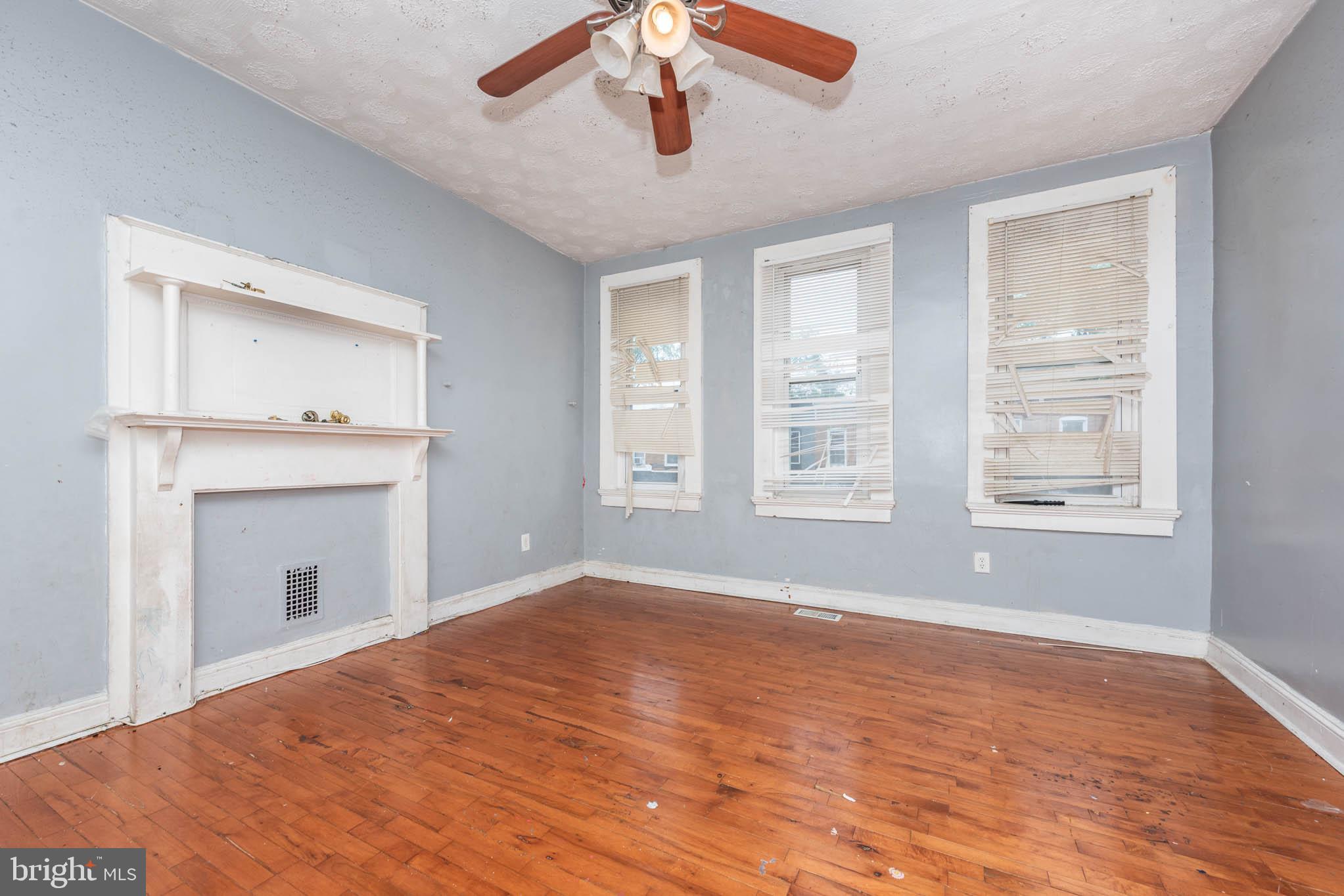 ARLINGTON - Residential