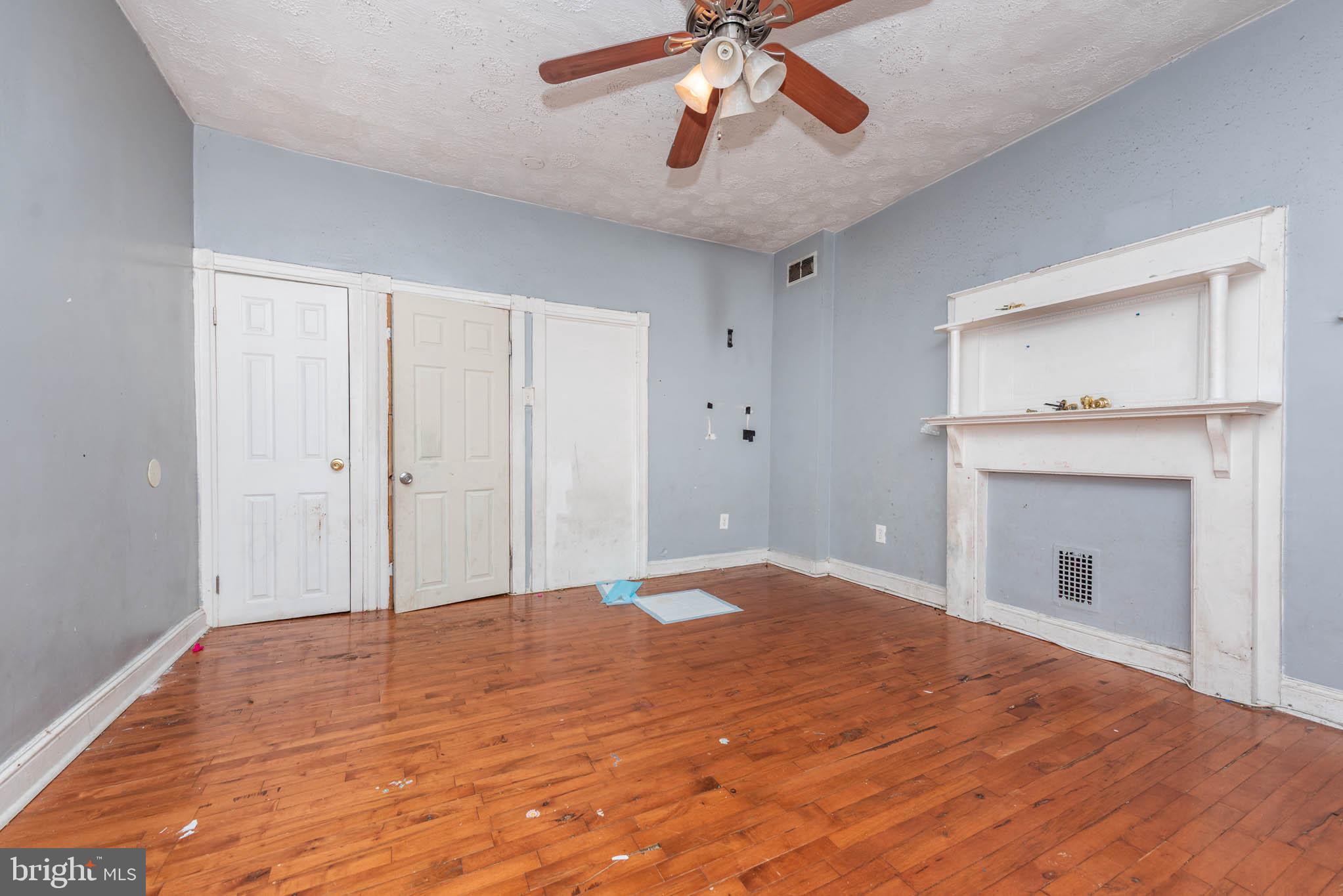 ARLINGTON - Residential