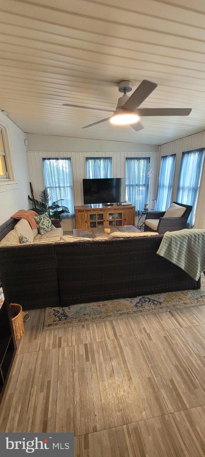 JEFFERSONVILLE - Residential