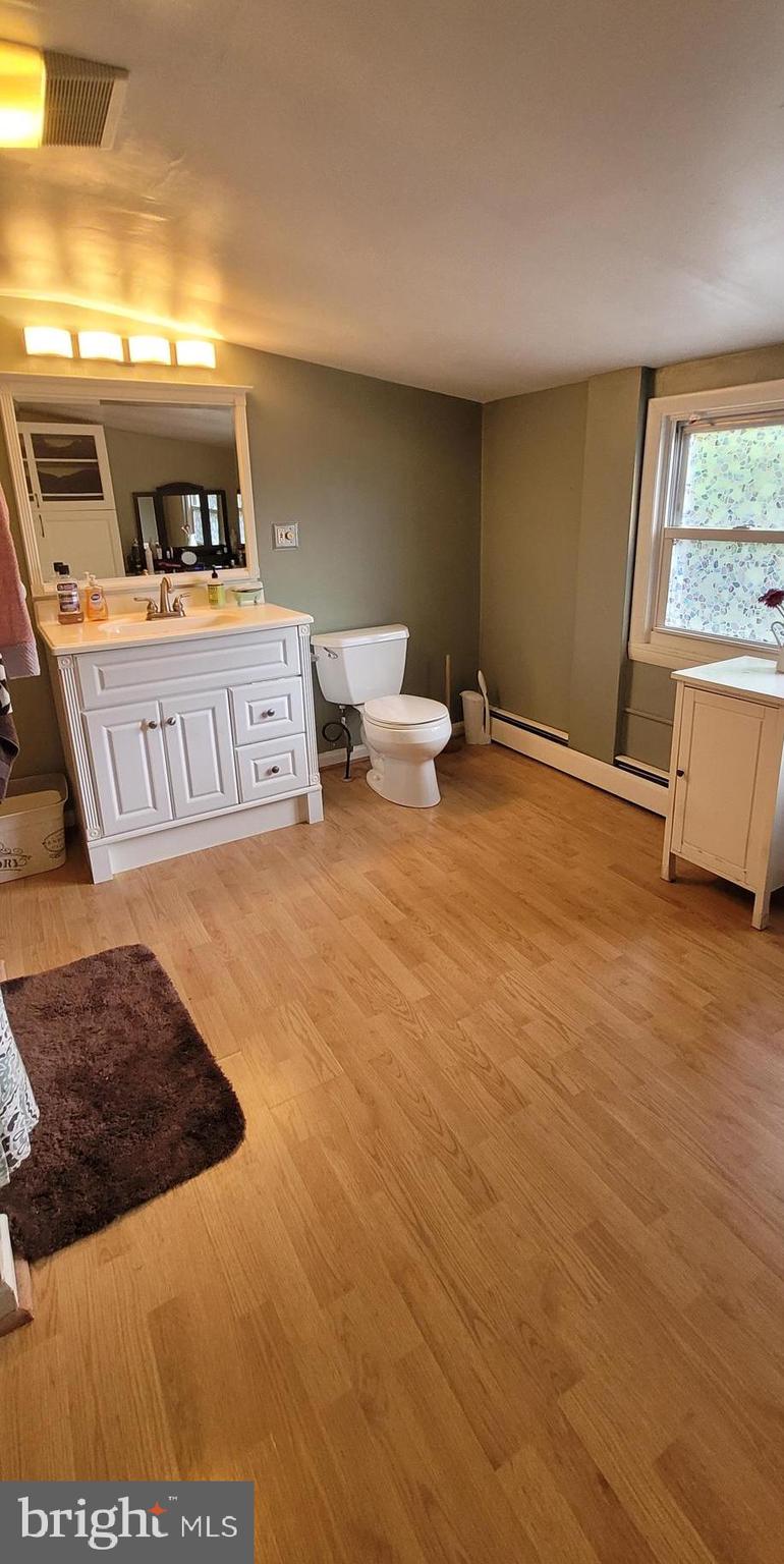 JEFFERSONVILLE - Residential