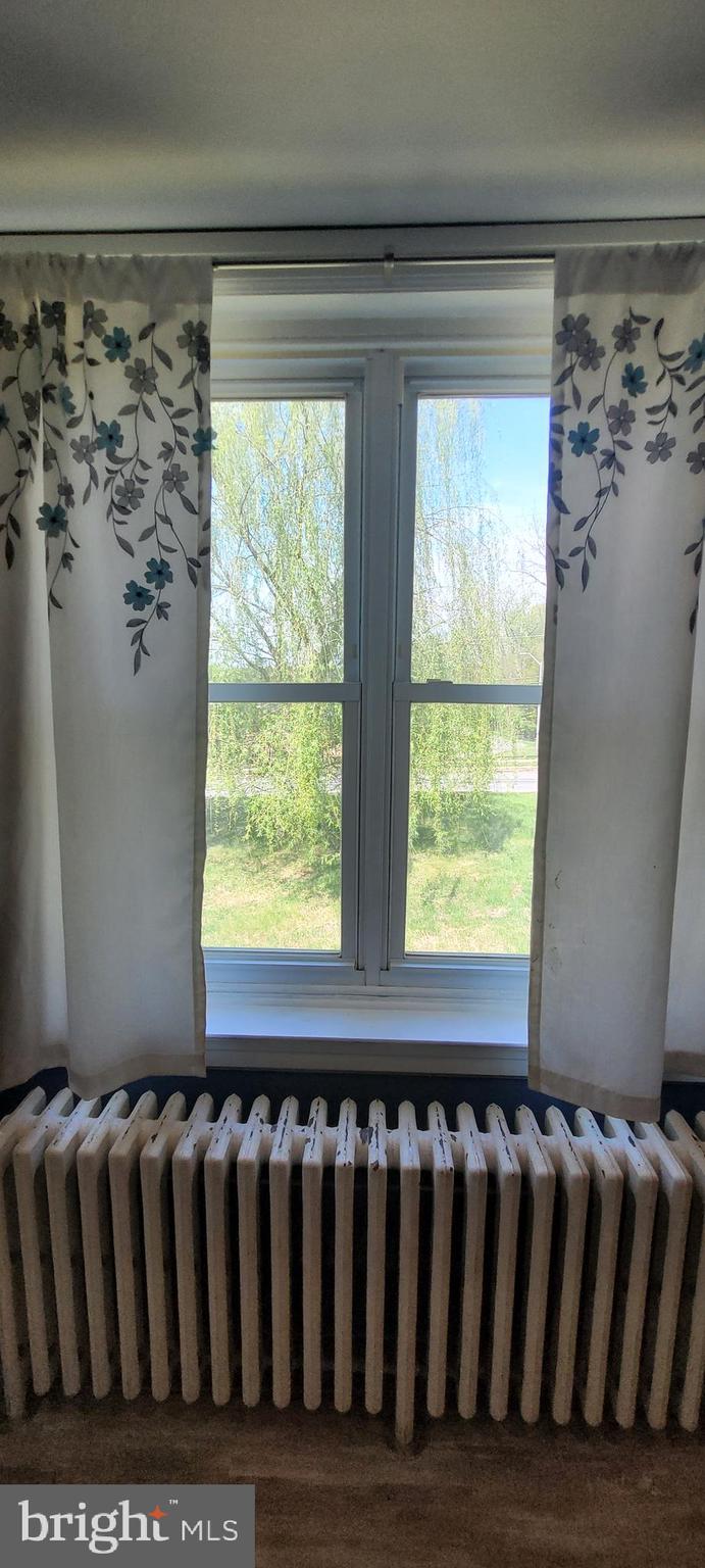 JEFFERSONVILLE - Residential