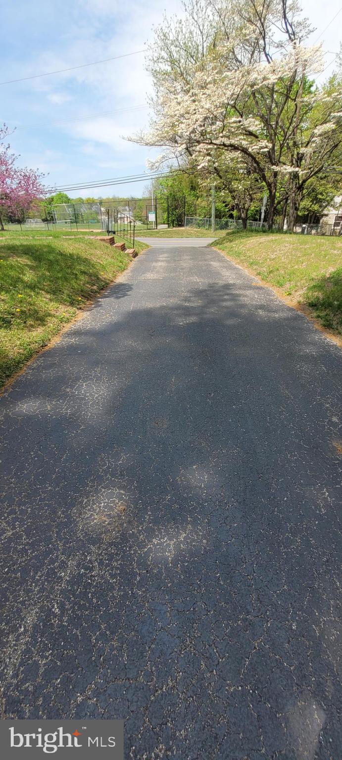 JEFFERSONVILLE - Residential