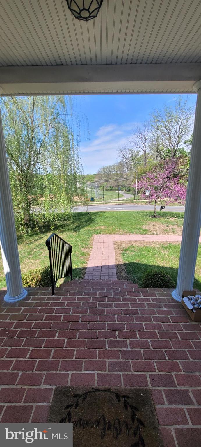 JEFFERSONVILLE - Residential