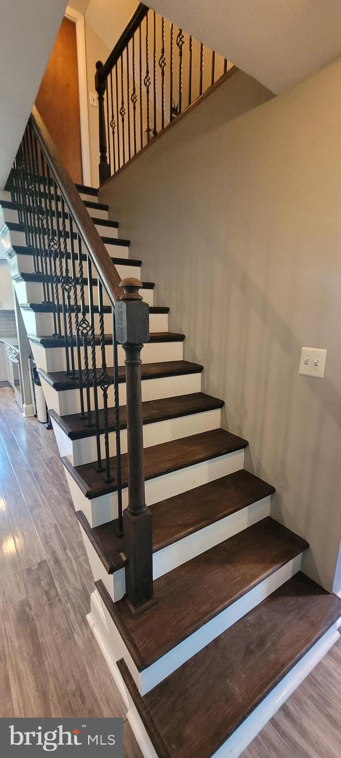 JEFFERSONVILLE - Residential