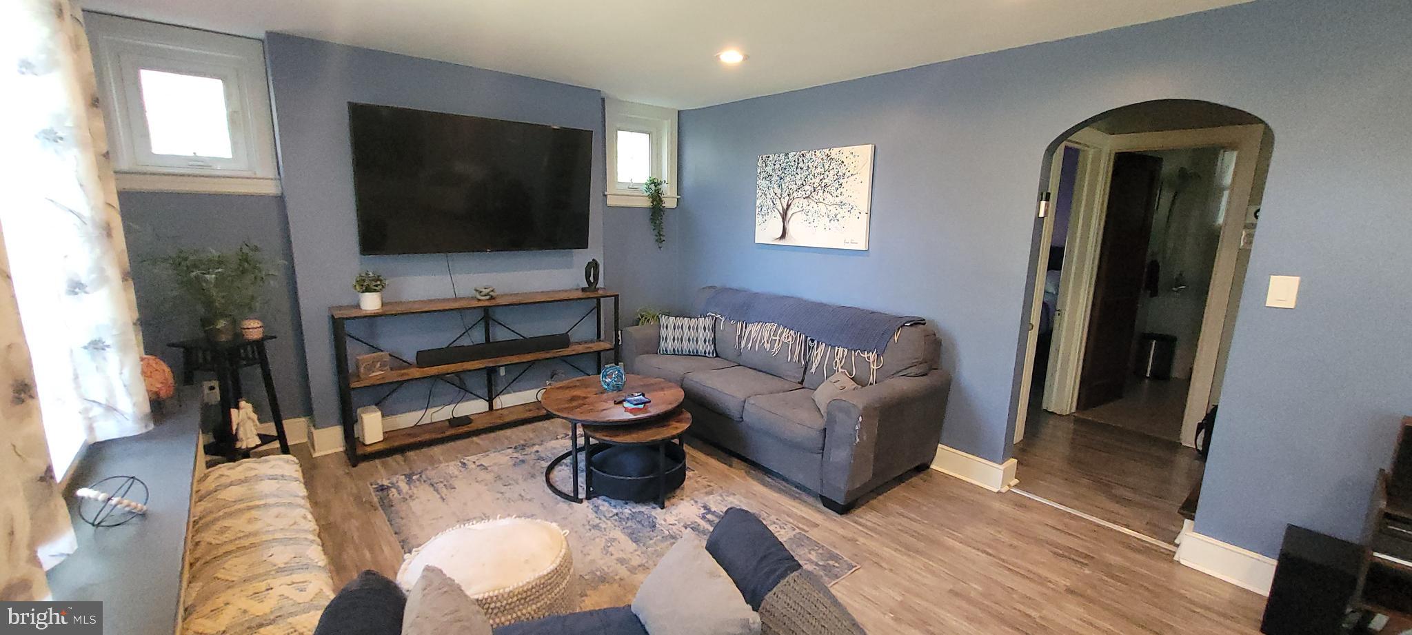 JEFFERSONVILLE - Residential