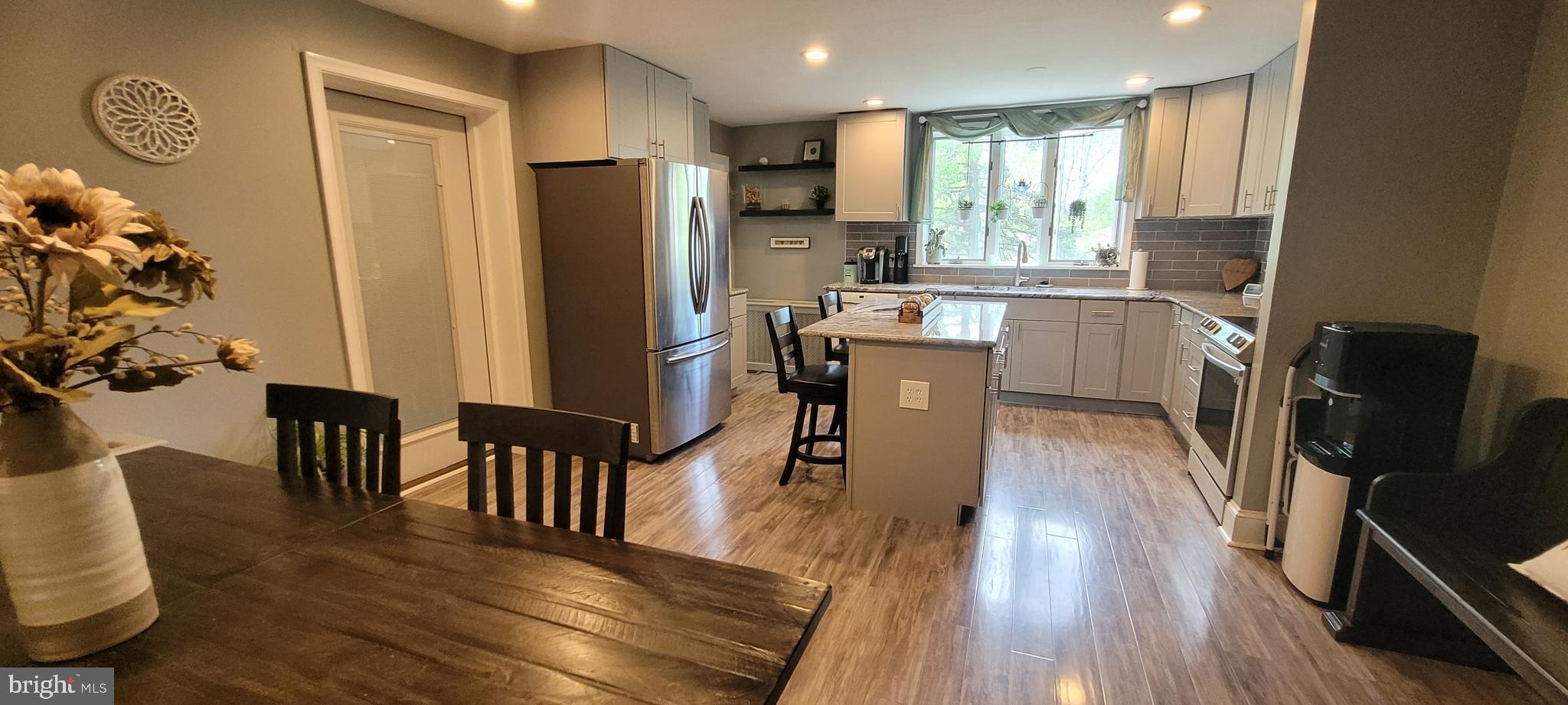 JEFFERSONVILLE - Residential