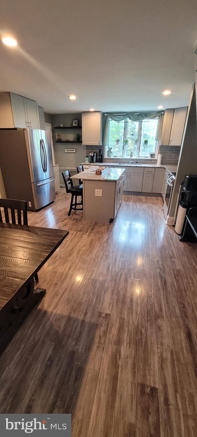 JEFFERSONVILLE - Residential