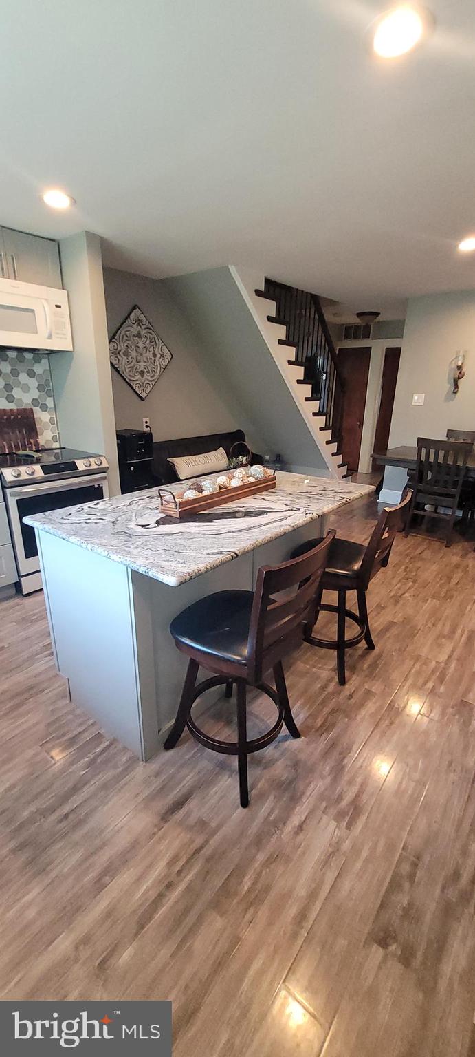 JEFFERSONVILLE - Residential