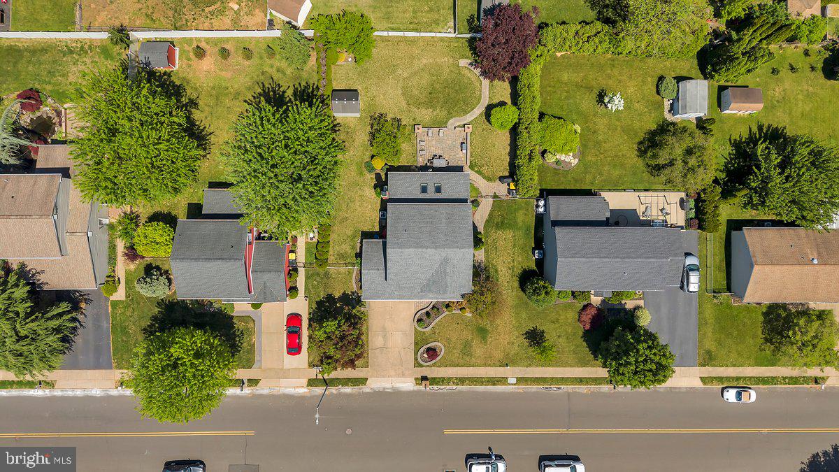 NESHAMINY VALLEY - Residential