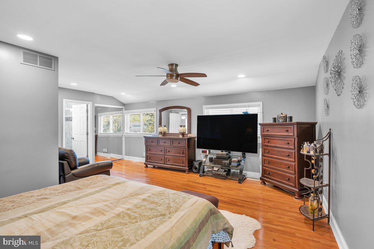 NESHAMINY VALLEY - Residential