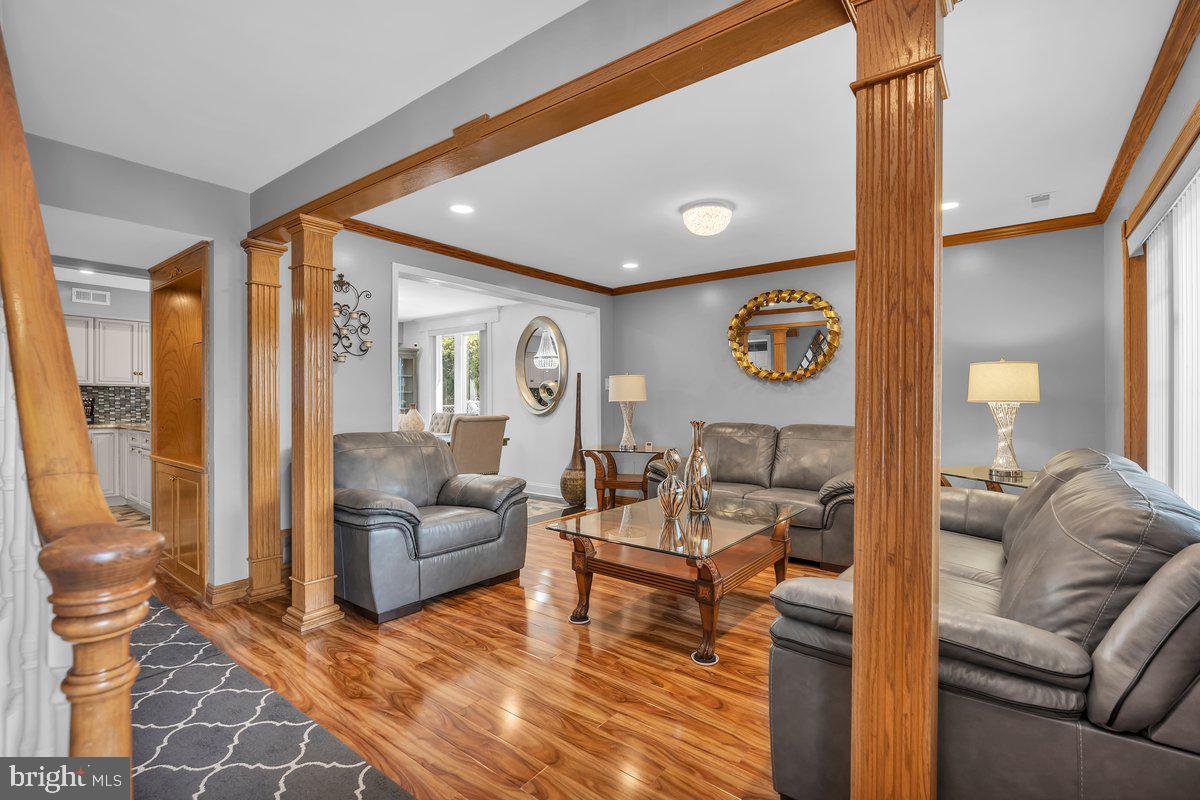NESHAMINY VALLEY - Residential