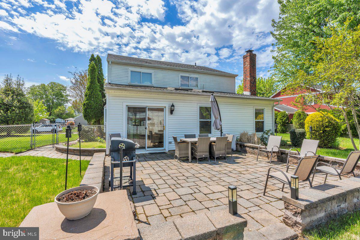 NESHAMINY VALLEY - Residential