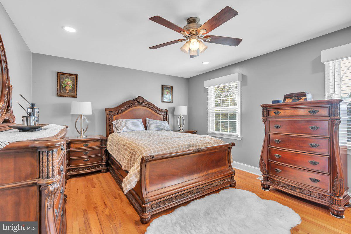 NESHAMINY VALLEY - Residential
