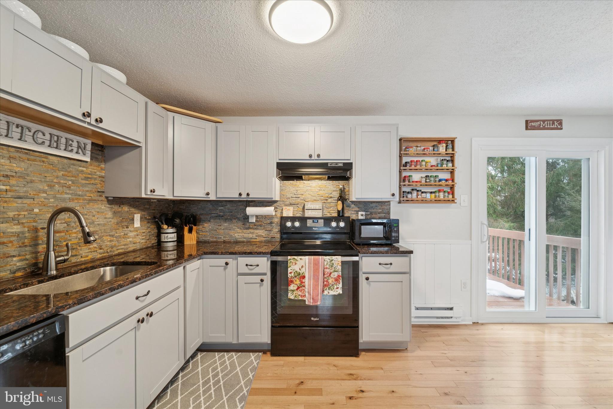 HIDDEN FOREST - Residential