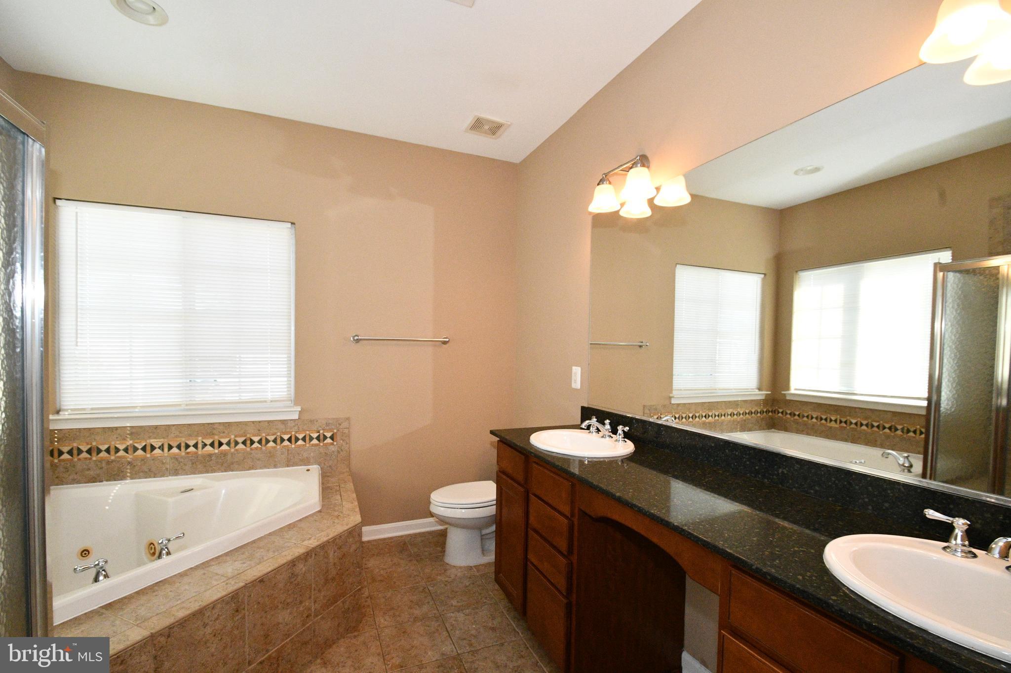 AUSTIN RIDGE - Residential Lease