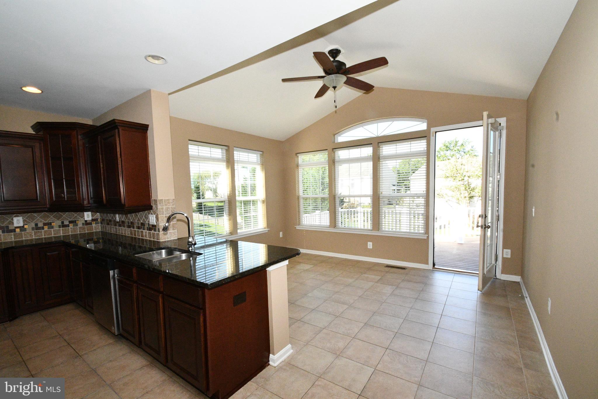 AUSTIN RIDGE - Residential Lease