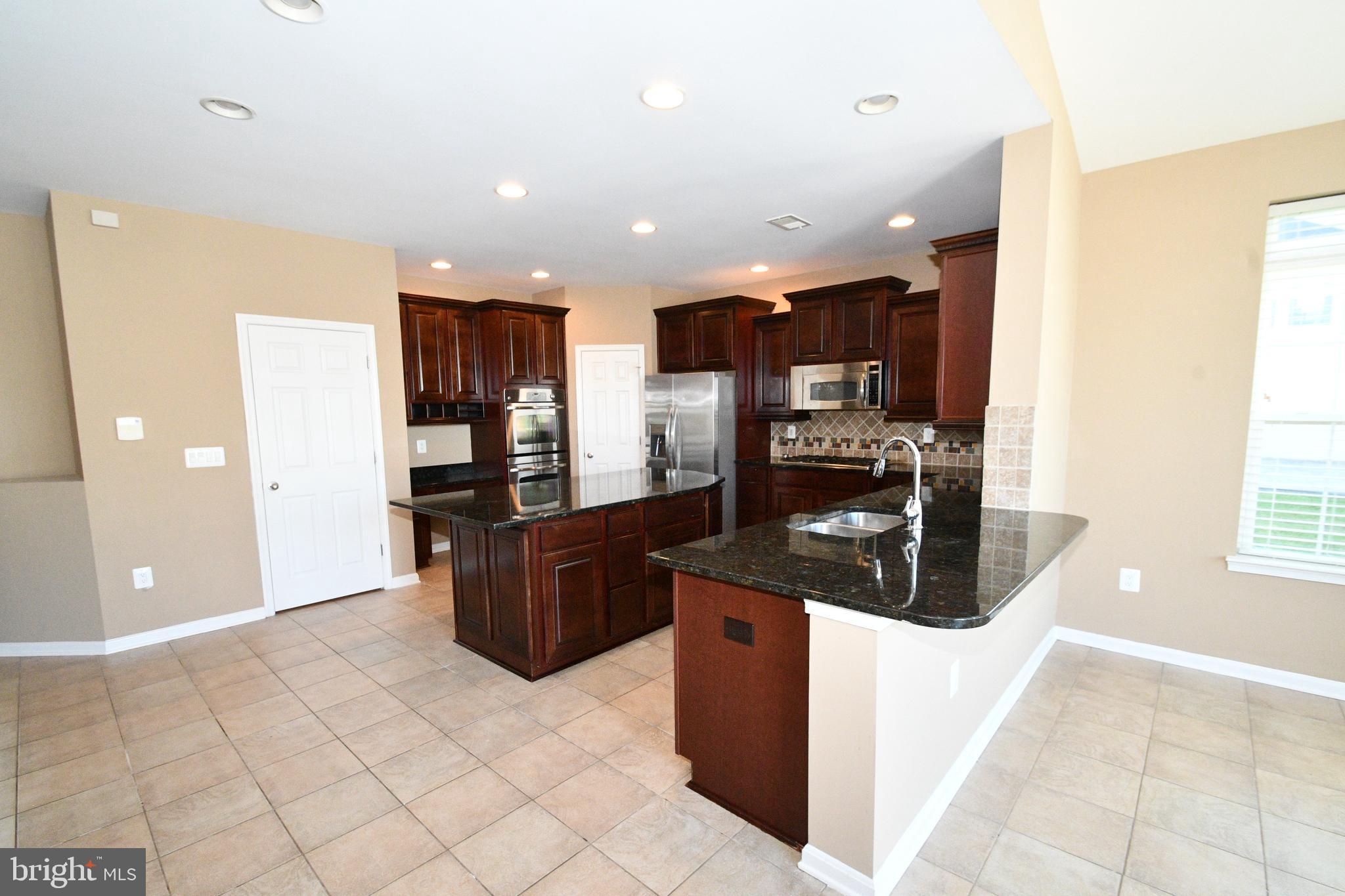 AUSTIN RIDGE - Residential Lease