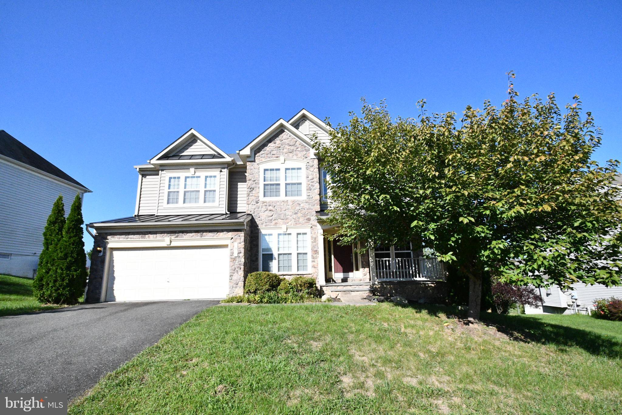 AUSTIN RIDGE - Residential Lease