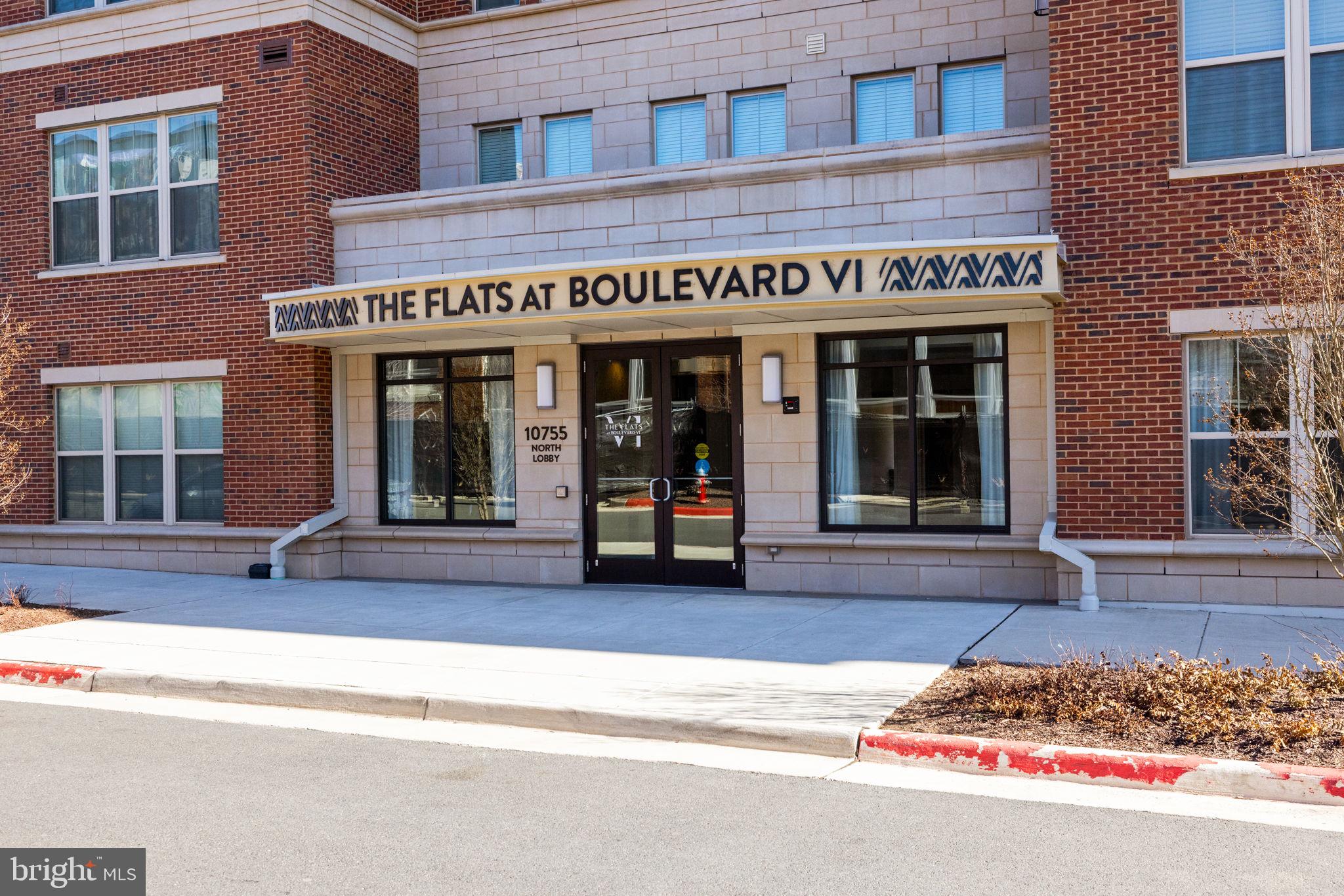 BOULEVARD VI TOWNS - Residential