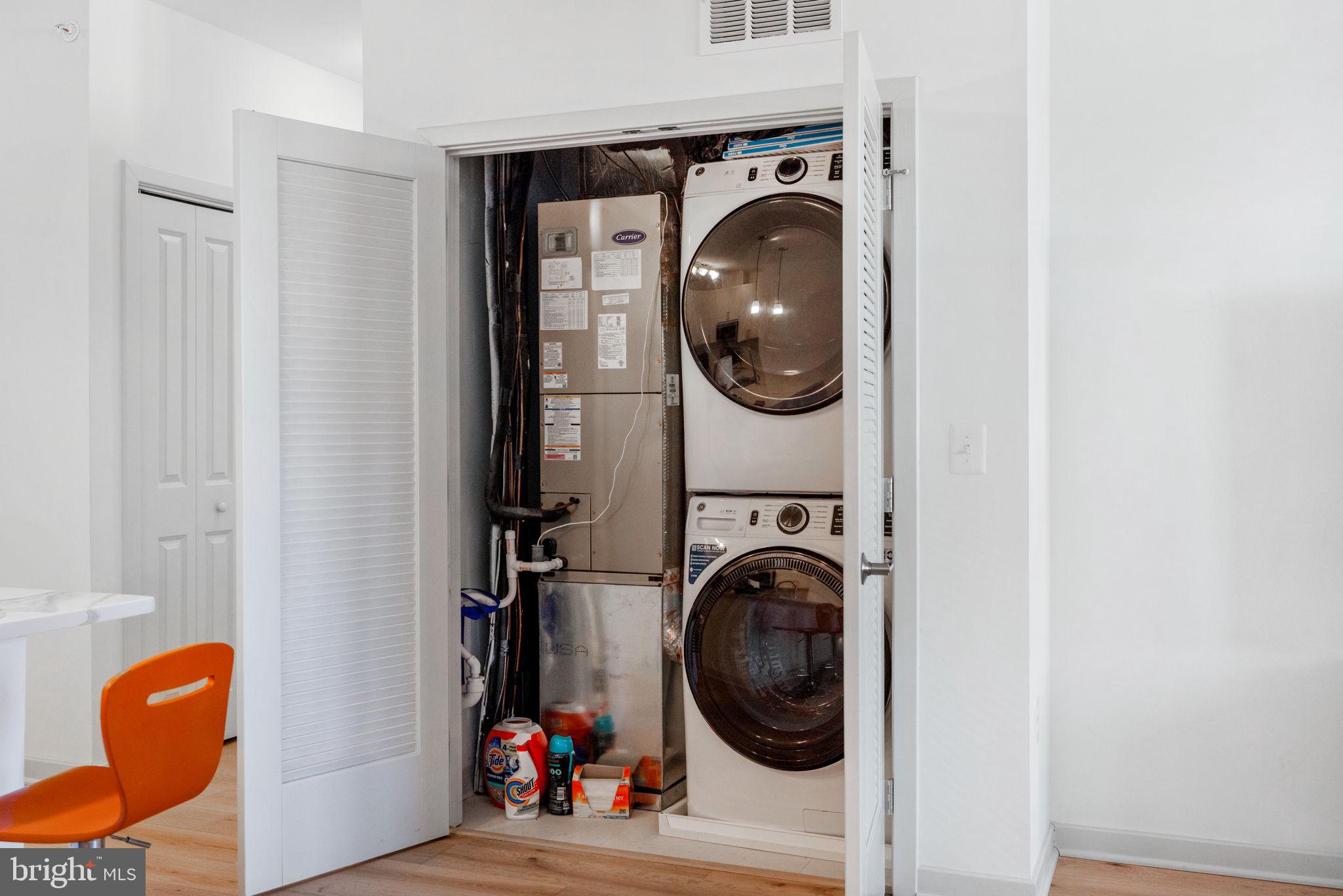 BOULEVARD VI TOWNS - Residential