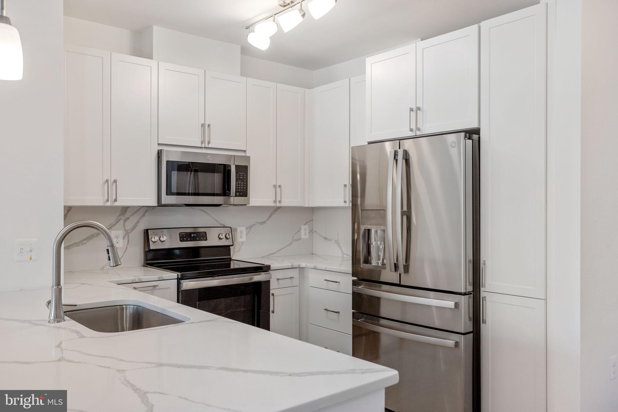 BOULEVARD VI TOWNS - Residential