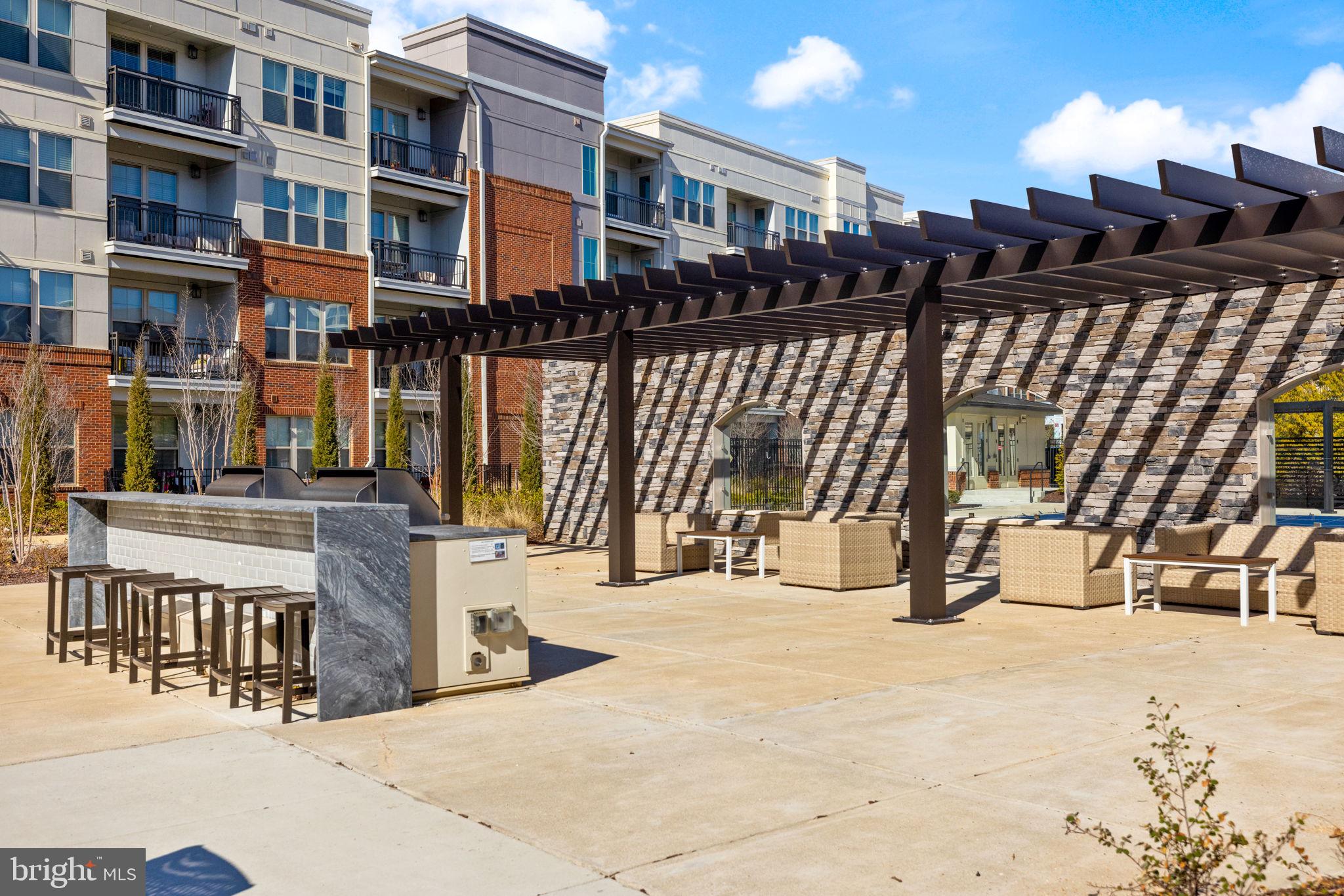 BOULEVARD VI TOWNS - Residential