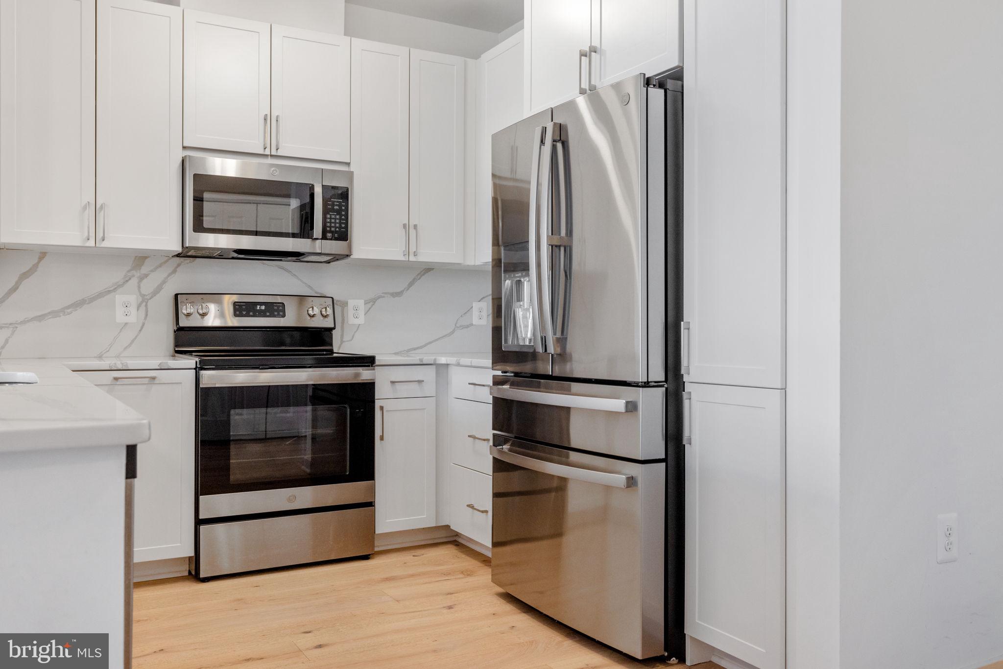 BOULEVARD VI TOWNS - Residential