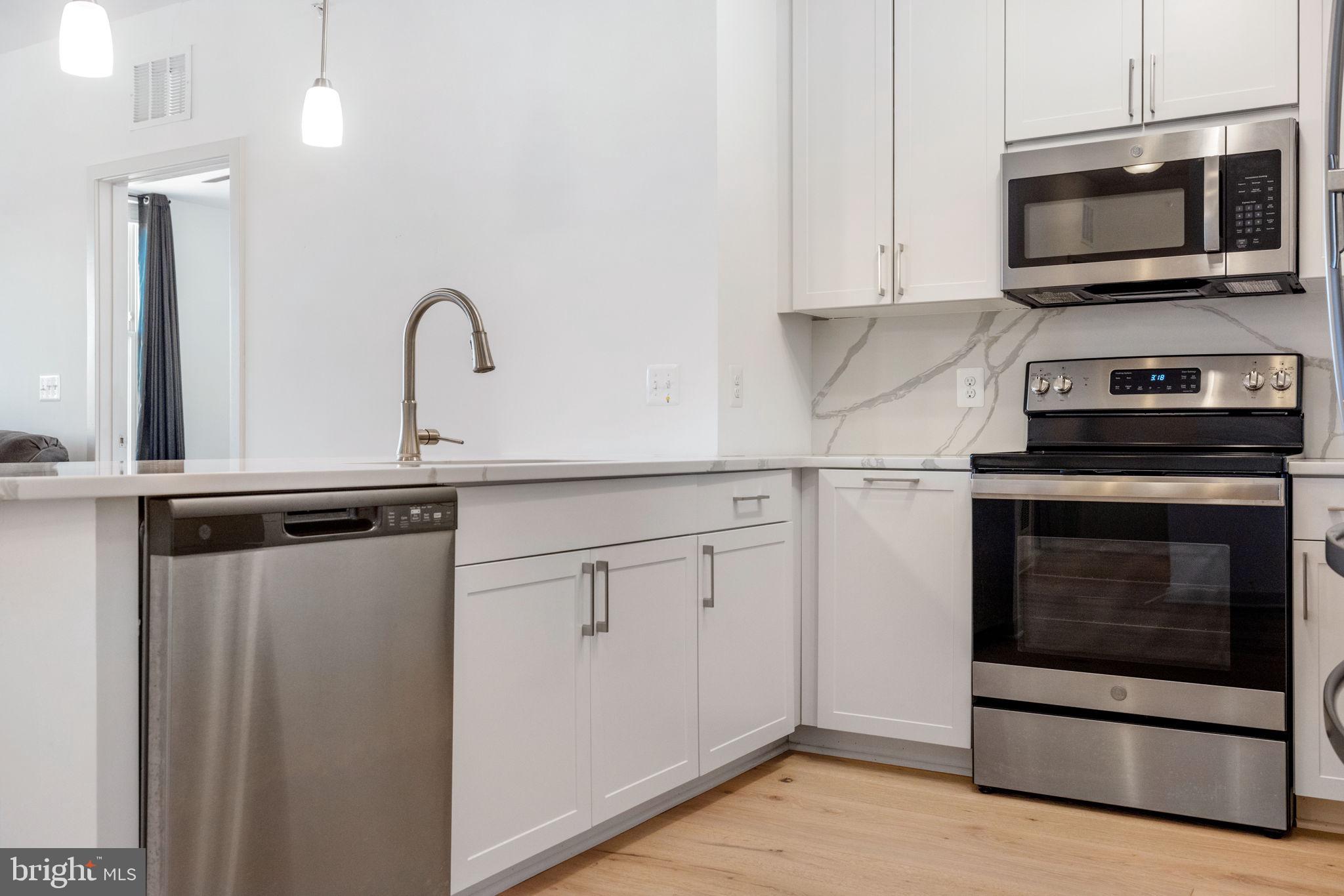 BOULEVARD VI TOWNS - Residential