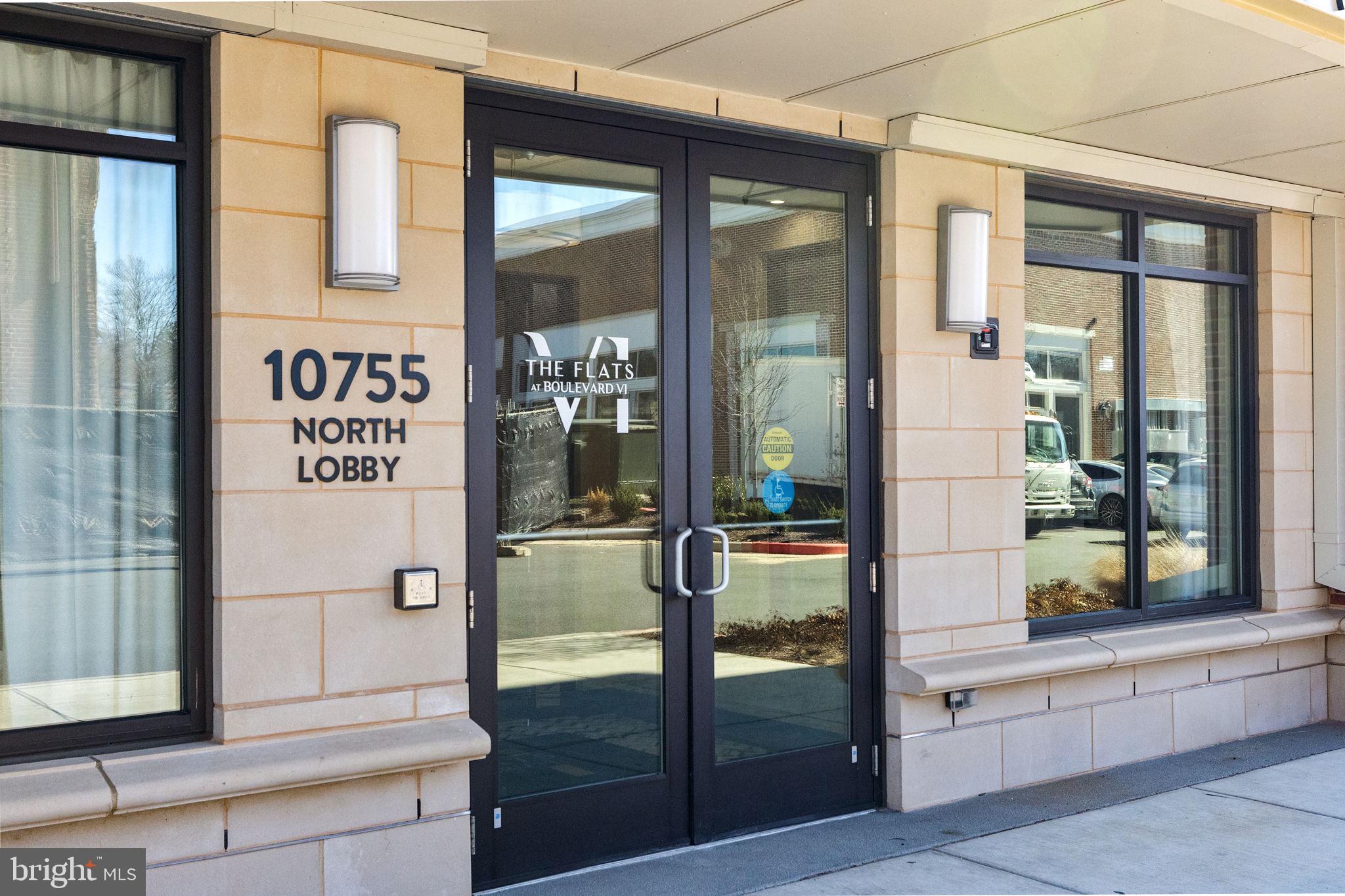 BOULEVARD VI TOWNS - Residential