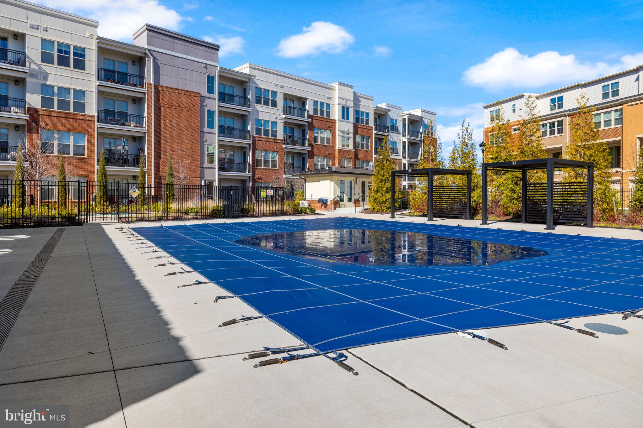 BOULEVARD VI TOWNS - Residential