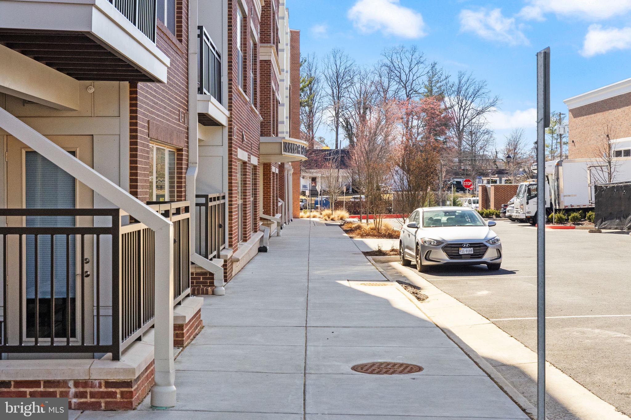 BOULEVARD VI TOWNS - Residential