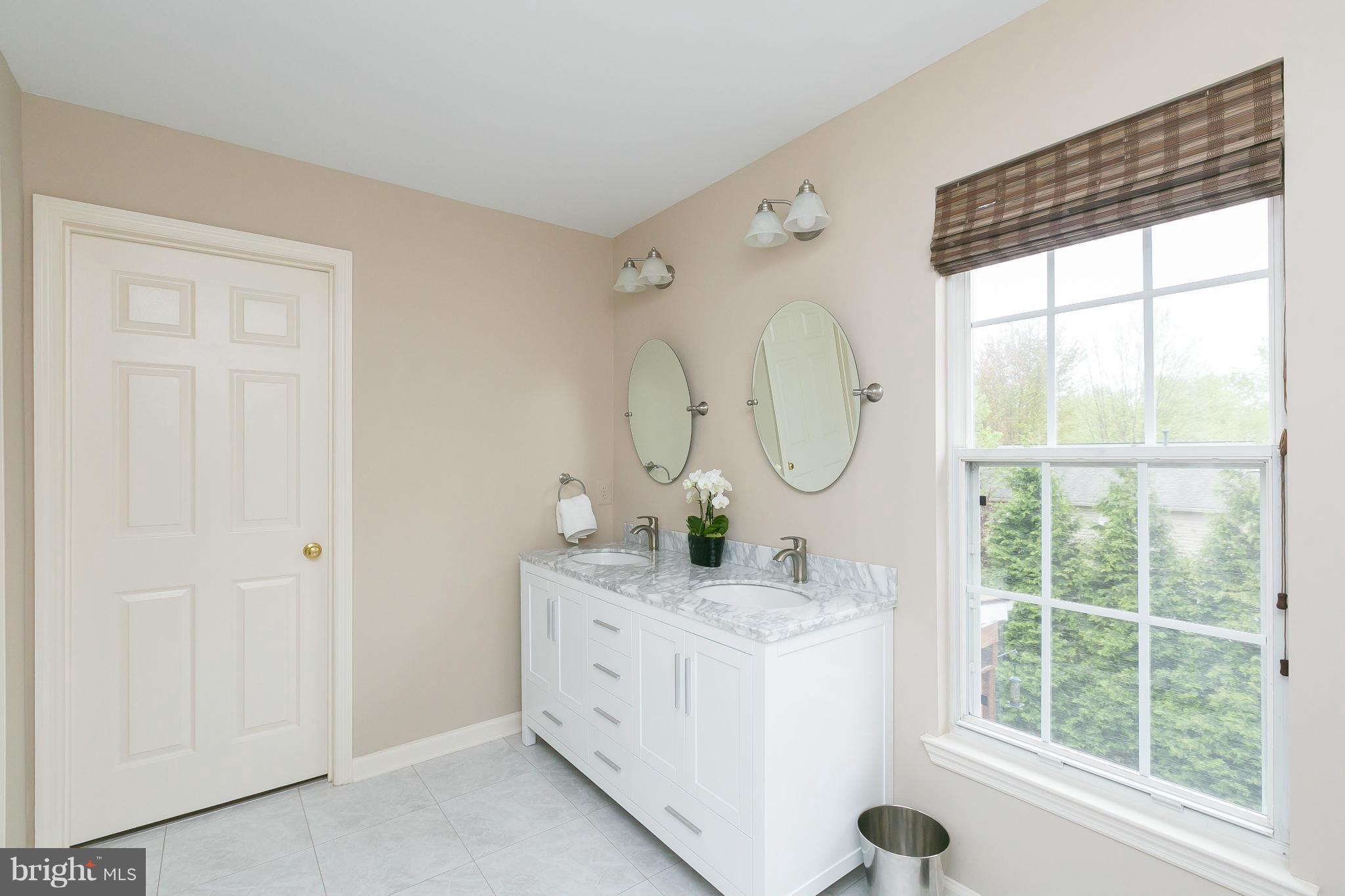 CHAPMAN FARM AT CROFTON - Residential