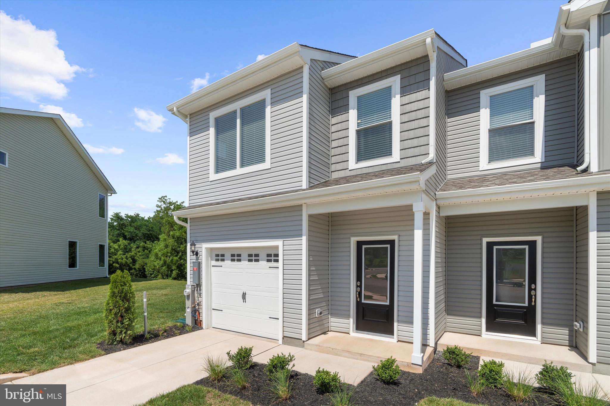 8101 BARTHOLOMEW COURT