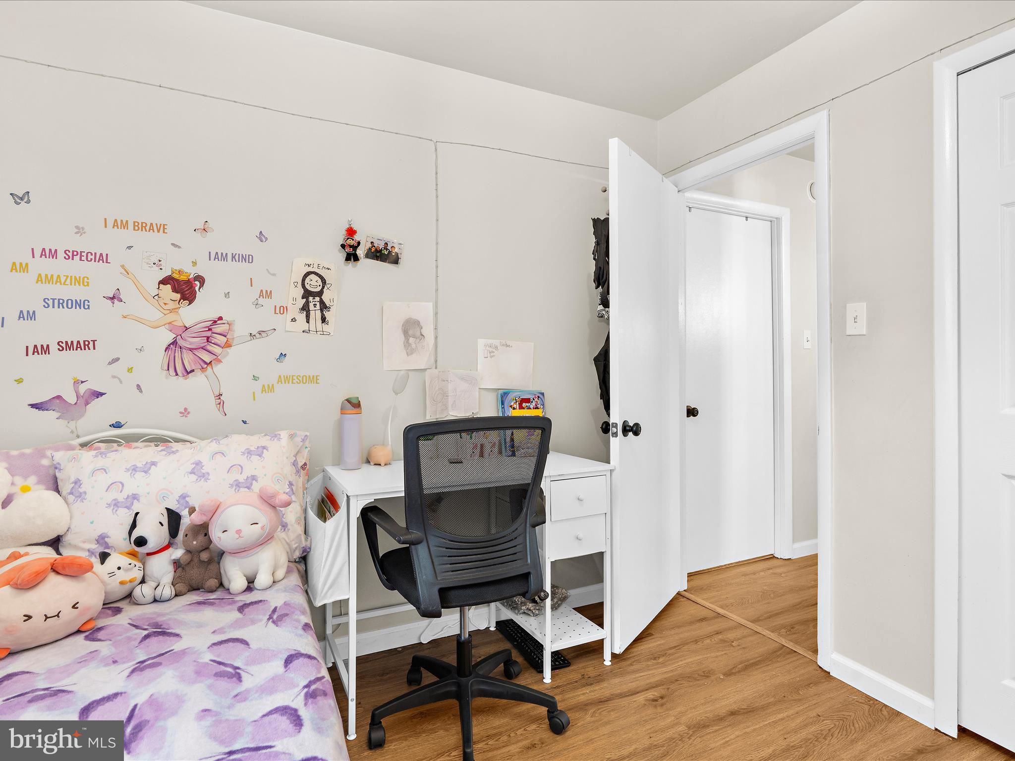 FOUR SEASONS ESTATES - Residential