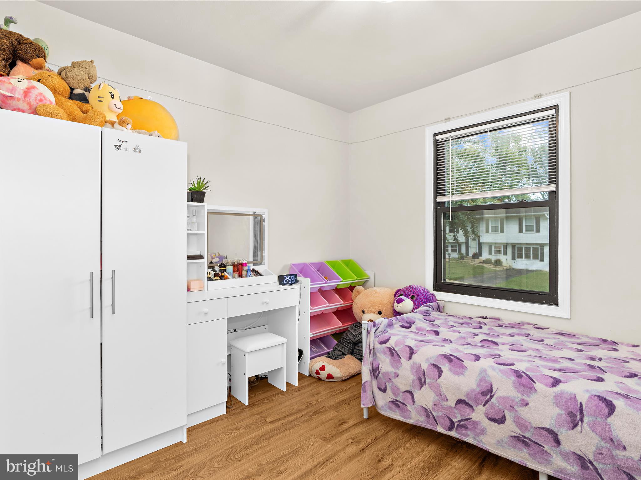 FOUR SEASONS ESTATES - Residential