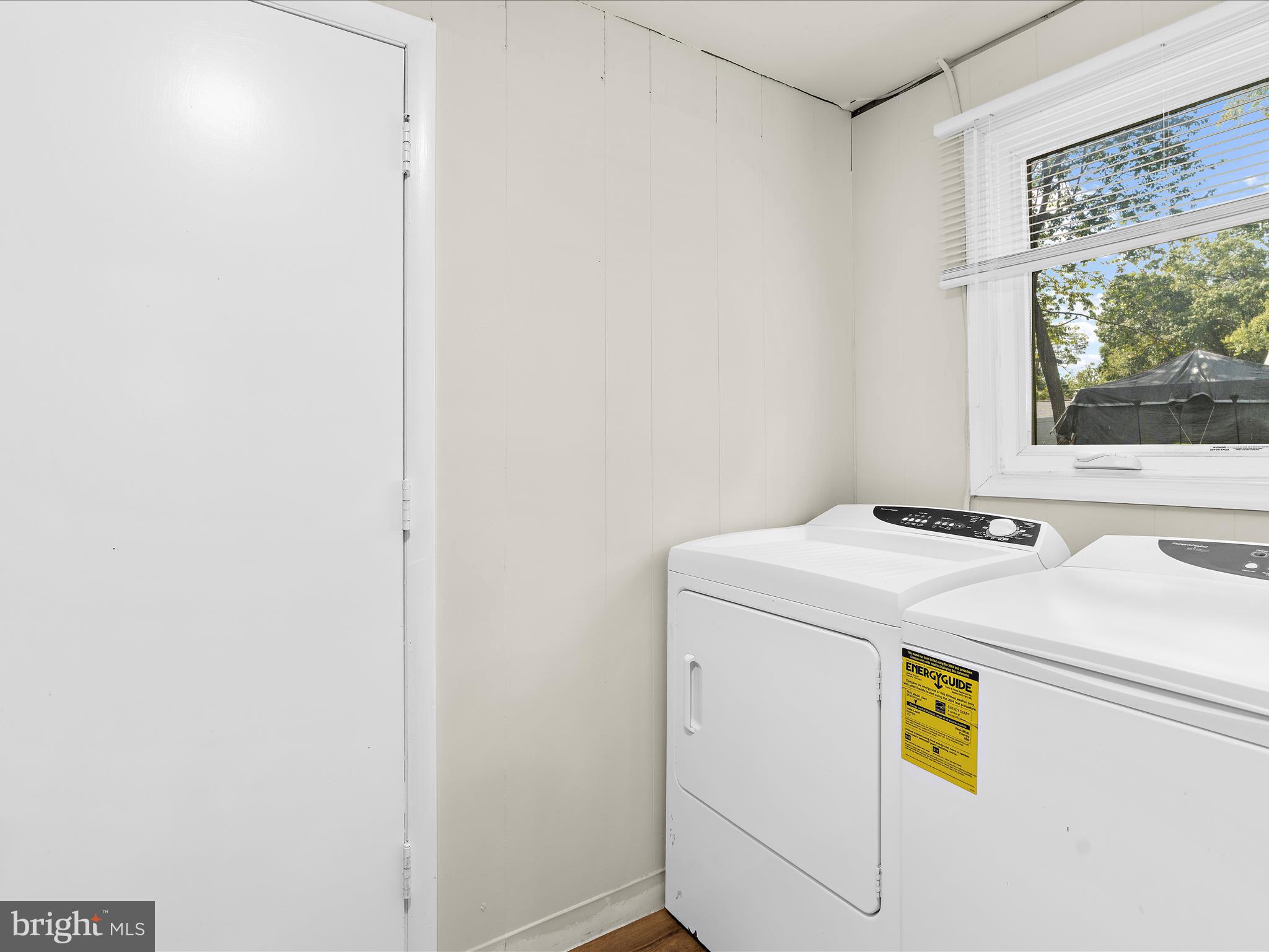 FOUR SEASONS ESTATES - Residential